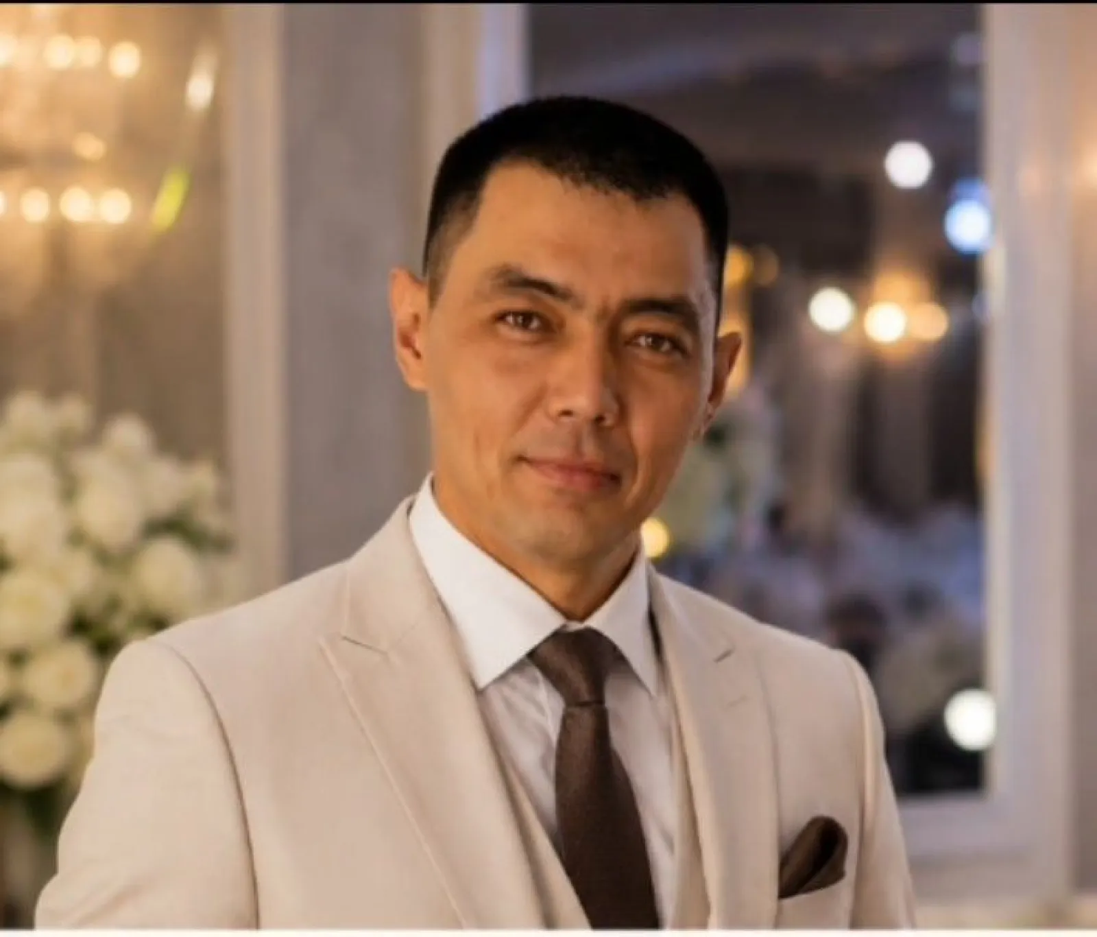 Ерғали асаба, шоумен, беташар